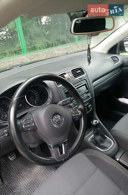 Универсал Volkswagen Golf 2011 в 