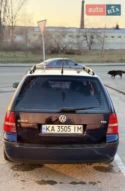 Универсал Volkswagen Golf 2003 в 