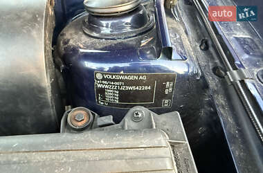 Универсал Volkswagen Golf 2003 в 
