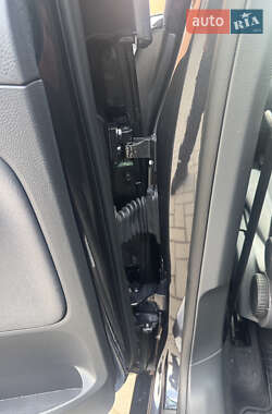 Хэтчбек Volkswagen Golf 2005 в 