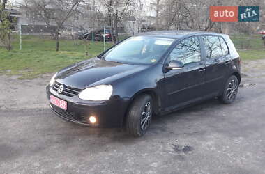 Хетчбек Volkswagen Golf 2008 в 