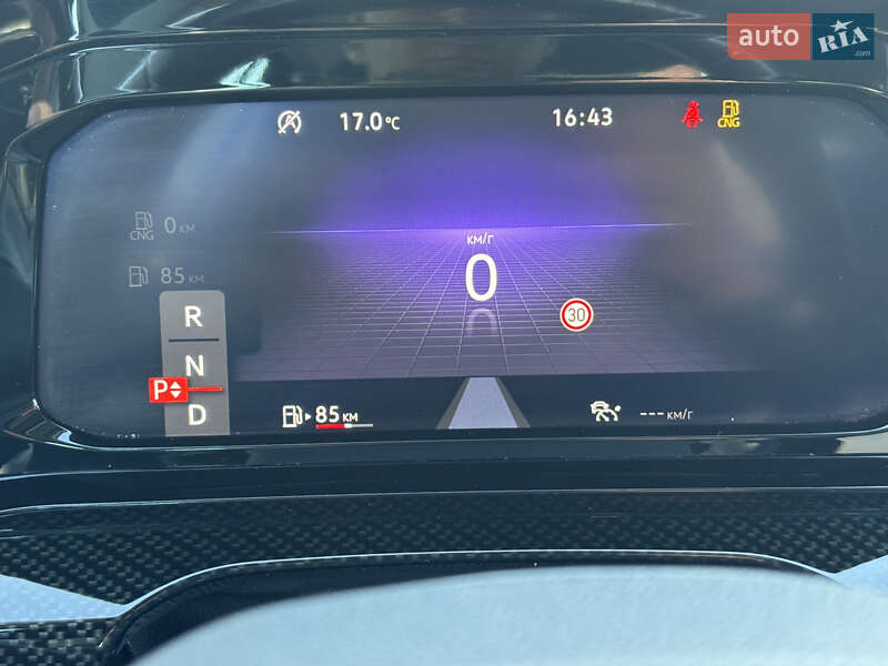 Хэтчбек Volkswagen Golf 2020 в Киеве