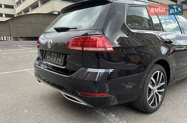 Универсал Volkswagen Golf 2019 в 