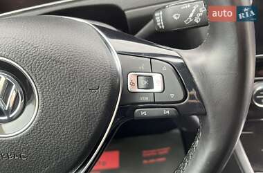 Универсал Volkswagen Golf 2019 в 