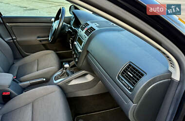 Хэтчбек Volkswagen Golf 2007 в 