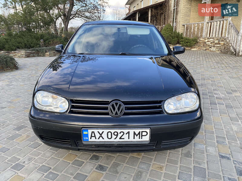 Хэтчбек Volkswagen Golf 1998 в Харькове