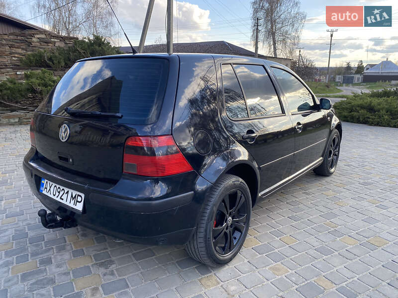Хэтчбек Volkswagen Golf 1998 в Харькове