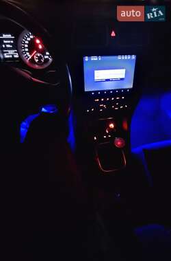 Хетчбек Volkswagen Golf 2010 в 