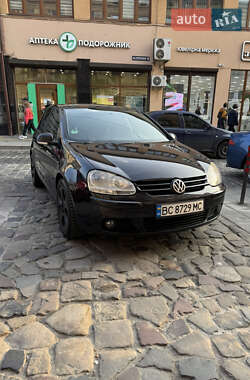 Хетчбек Volkswagen Golf 2007 в 