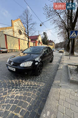 Хетчбек Volkswagen Golf 2007 в 