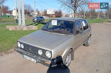 Хэтчбек Volkswagen Golf 1986 в 