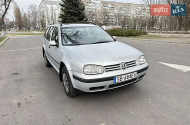 Універсал Volkswagen Golf 2001 в 