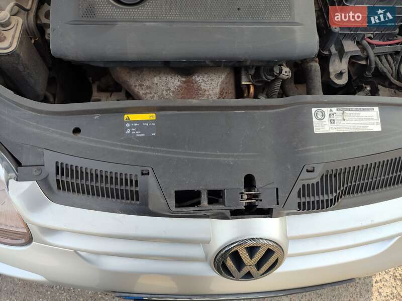 Хэтчбек Volkswagen Golf 2004 в Киеве фото 38 Хэтчбек Volkswagen Golf 2004 в Киеве
