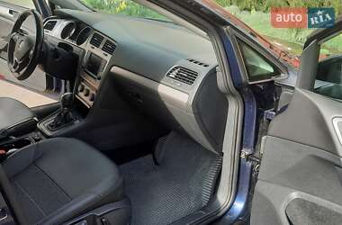 Универсал Volkswagen Golf 2015 в 