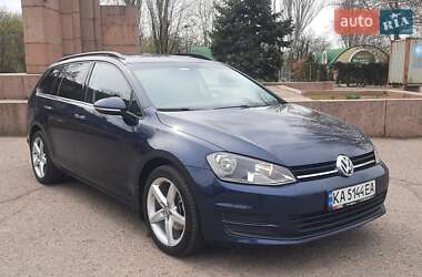 Универсал Volkswagen Golf 2015 в 