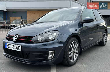 Хэтчбек Volkswagen Golf 2009 в 