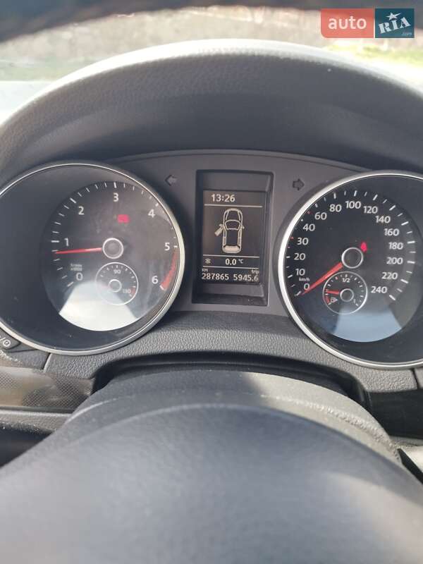 Універсал Volkswagen Golf 2012 в Коростені