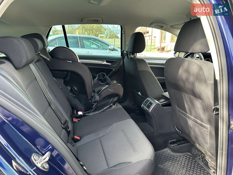 Хетчбек Volkswagen Golf 2019 в Луцьку