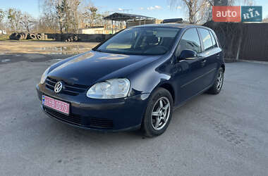 Хетчбек Volkswagen Golf 2005 в 
