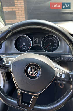 Хэтчбек Volkswagen Golf 2013 в 