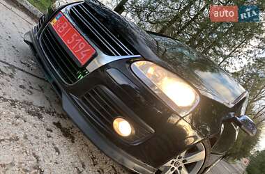 Хэтчбек Volkswagen Golf 2005 в 