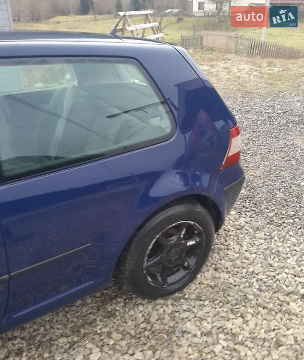 Хетчбек Volkswagen Golf 1999 в Косові