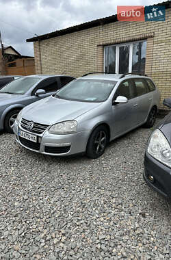 Универсал Volkswagen Golf 2010 в 