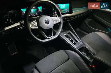 Универсал Volkswagen Golf 2022 в 