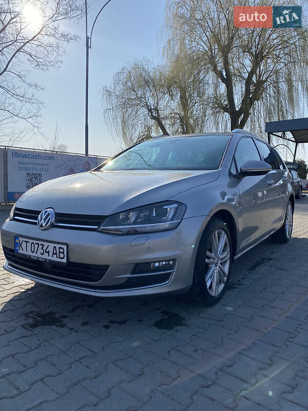 Універсал Volkswagen Golf 2015 в 