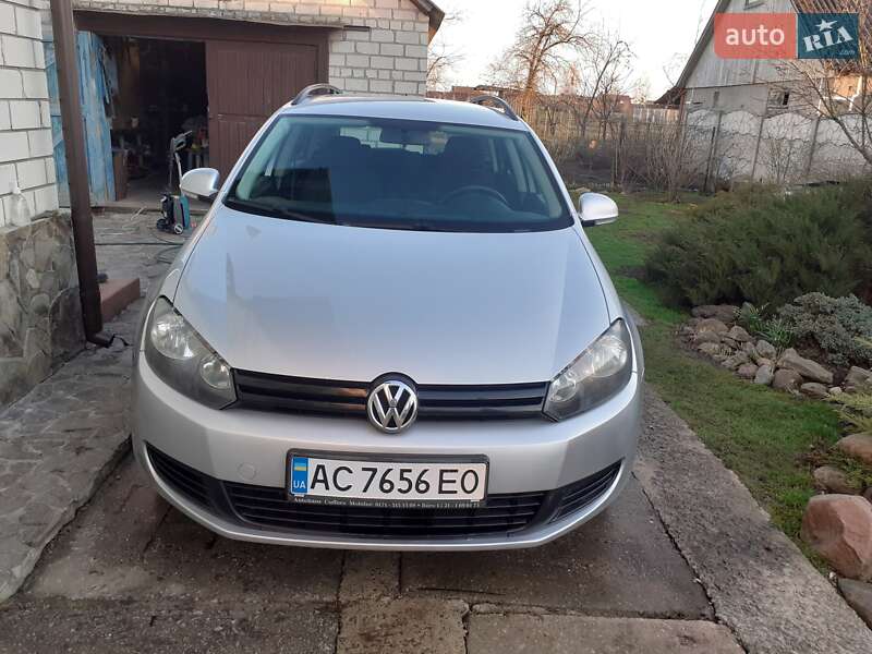 Универсал Volkswagen Golf 2011 в 