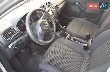 Универсал Volkswagen Golf 2011 в 