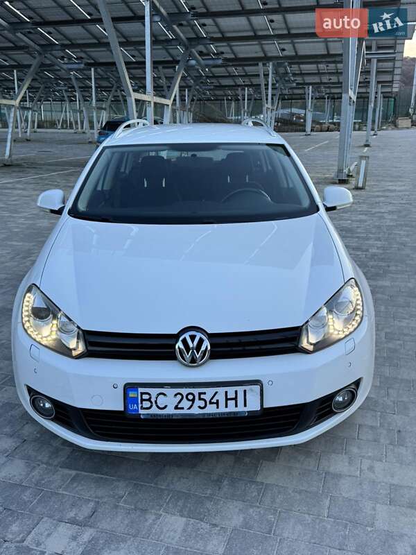 Универсал Volkswagen Golf 2012 в 