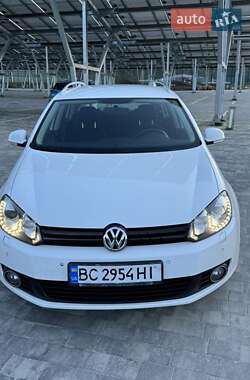 Универсал Volkswagen Golf 2012 в 