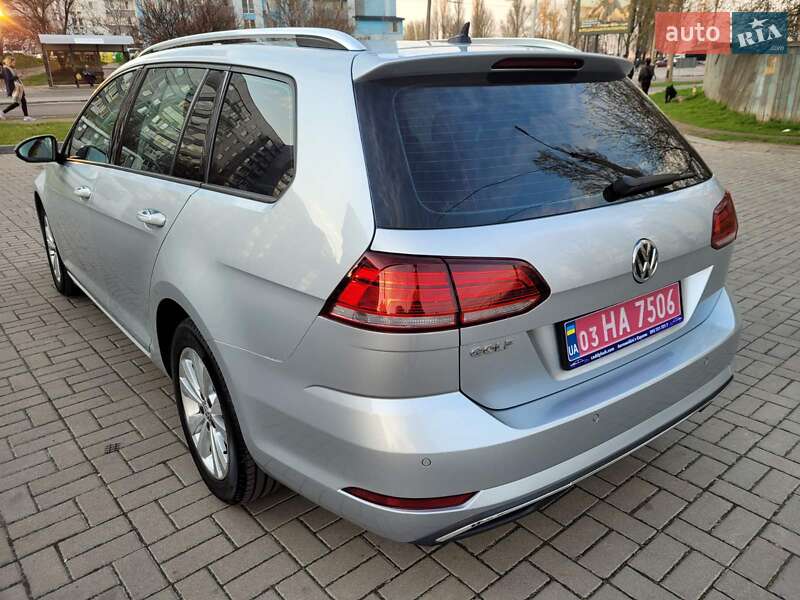 Универсал Volkswagen Golf 2018 в Черкассах