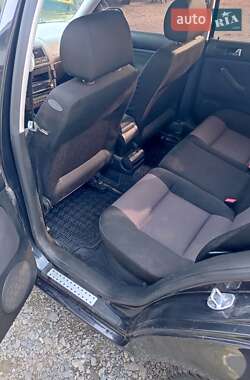 Универсал Volkswagen Golf 2002 в 