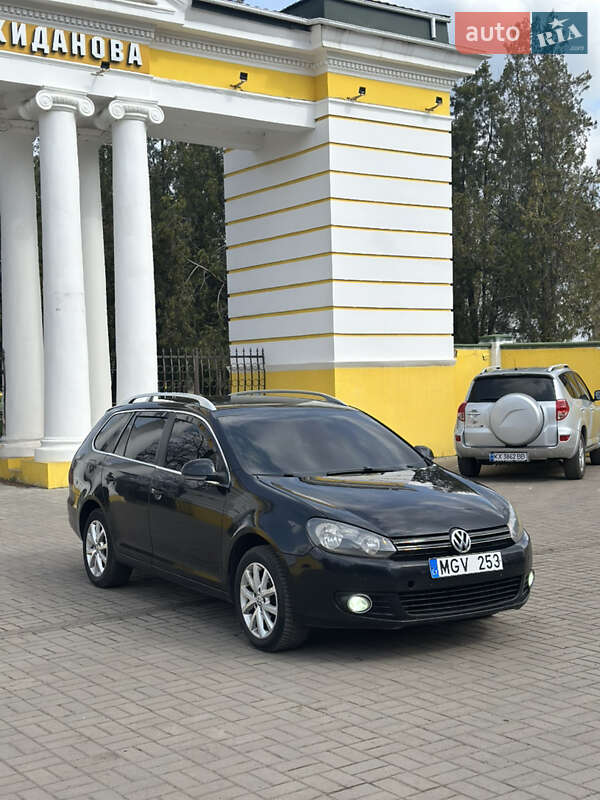 Универсал Volkswagen Golf 2011 в Славянске