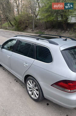 Универсал Volkswagen Golf 2011 в 