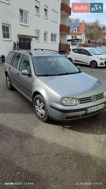 Универсал Volkswagen Golf 2003 в Черновцах