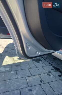 Універсал Volkswagen Golf 2010 в 