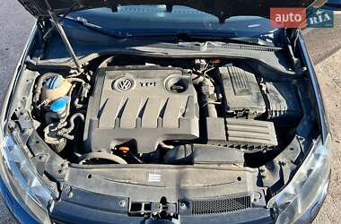 Универсал Volkswagen Golf 2011 в Чернигове