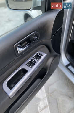 Хэтчбек Volkswagen Golf 2003 в 
