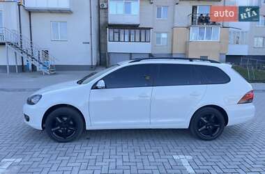Универсал Volkswagen Golf 2010 в 