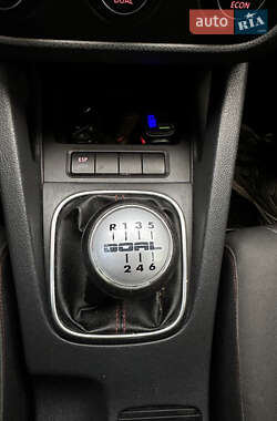Хэтчбек Volkswagen Golf 2006 в 