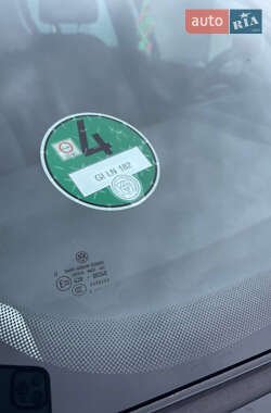 Хэтчбек Volkswagen Golf 2005 в 