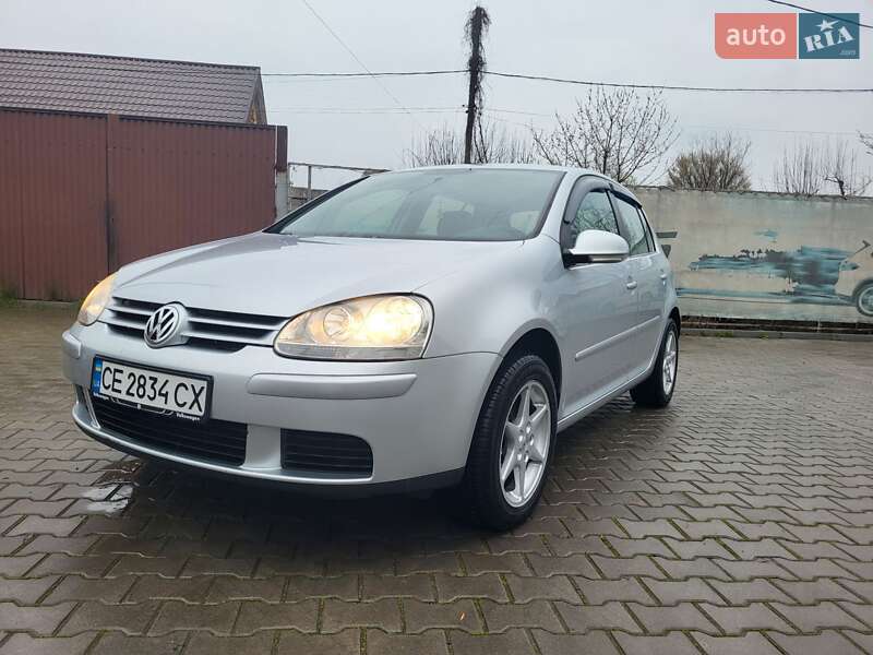 Хэтчбек Volkswagen Golf 2007 в Новоселице