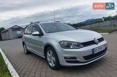 Універсал Volkswagen Golf 2013 в 