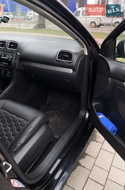 Універсал Volkswagen Golf 2013 в 