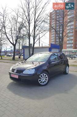 Хэтчбек Volkswagen Golf 2007 в 