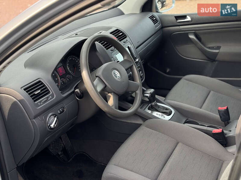 Хэтчбек Volkswagen Golf 2005 в Дрогобыче фото 27 Хэтчбек Volkswagen Golf 2005 в Дрогобыче