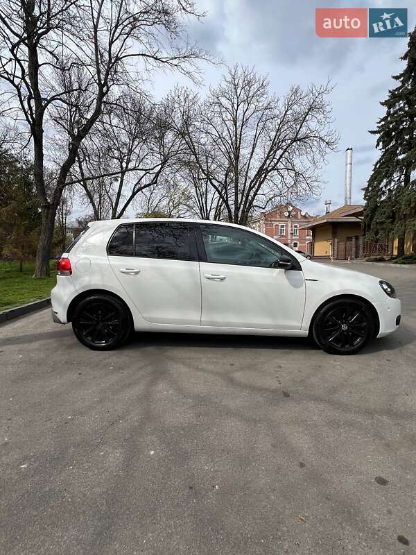 Volkswagen Golf 2011